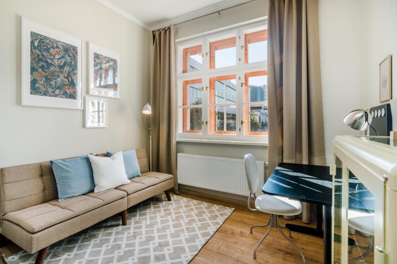 Days - Bright - Fast Wifi - Quiet Area Praha