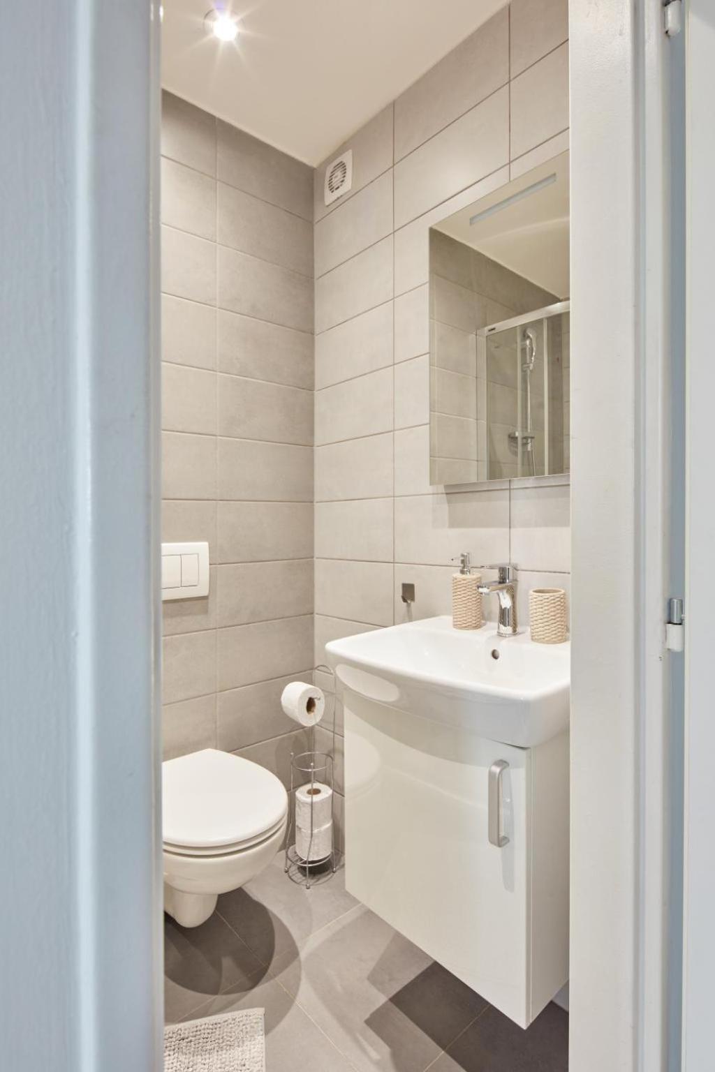 Days - Bright - Fast Wifi - Quiet Area Apartmán